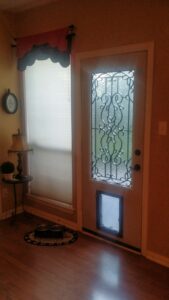 Home in door pet door special (1)